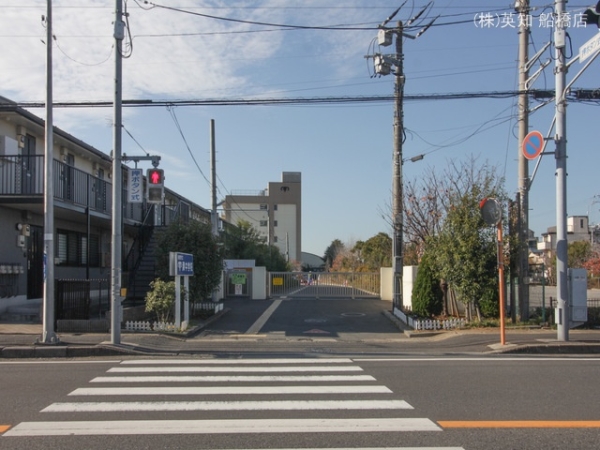 船橋市日の出2丁目の新築一戸建(船橋市立湊中学校)