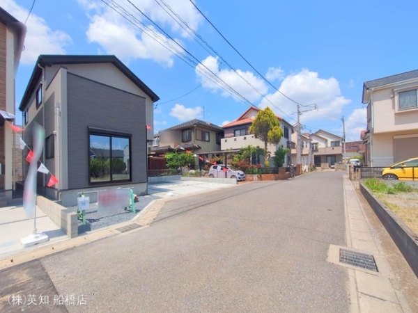鎌ケ谷市くぬぎ山３丁目の新築一戸建