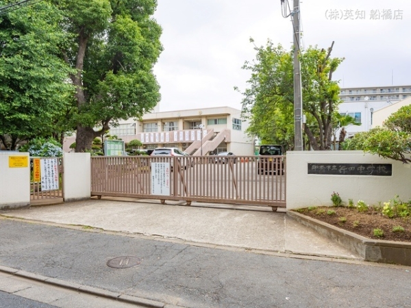 船橋市行田町の新築一戸建(船橋市立行田中学校)