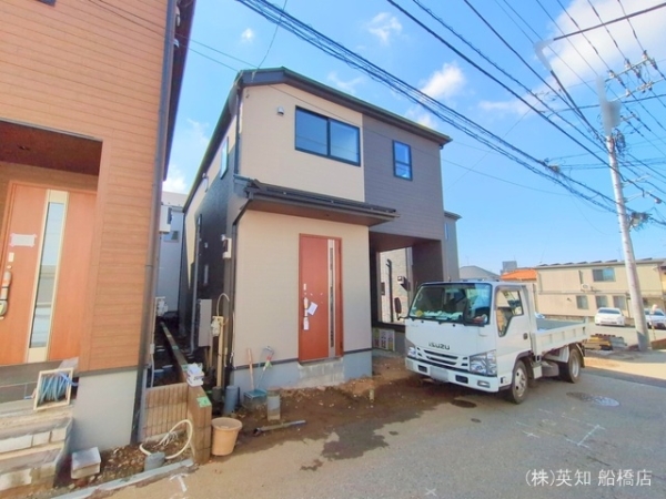 習志野市花咲１丁目の新築一戸建