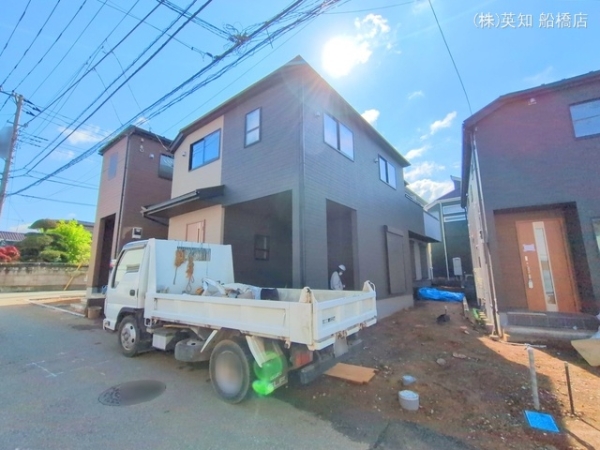 習志野市花咲１丁目の新築一戸建