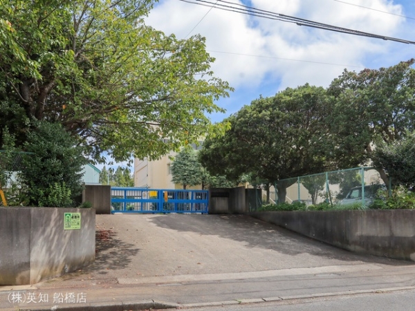 船橋市小室町の新築一戸建(船橋市立小室小学校)