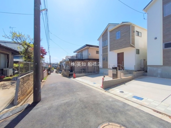 船橋市三咲８丁目の新築一戸建