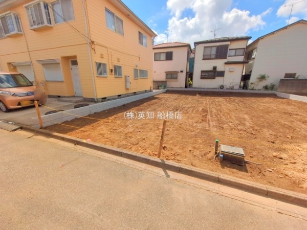 船橋市南三咲２丁目の新築一戸建