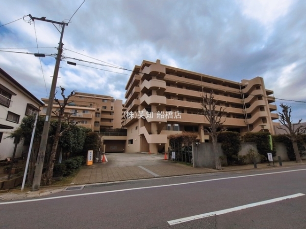 ハートフィールズ薬園台ハイライズ