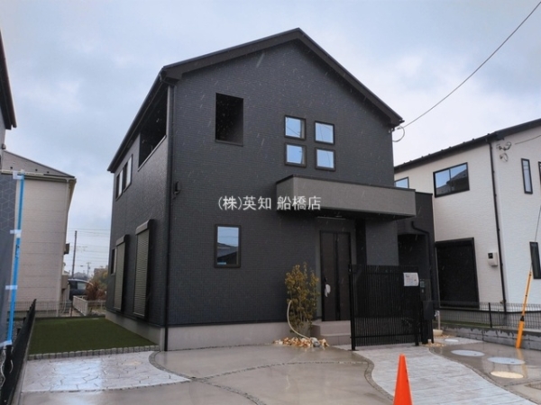 船橋市二和西2丁目の新築一戸建