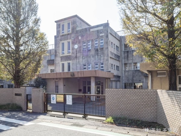 エステ・スクエア青葉の森四番館(千葉市立宮崎小学校)