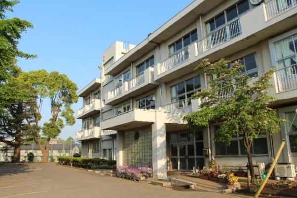千葉市中央区葛城3丁目の中古一戸建て(千葉市立葛城中学校)