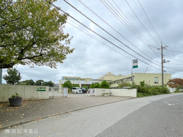 八千代市萱田の新築一戸建(八千代市立萱田中学校)