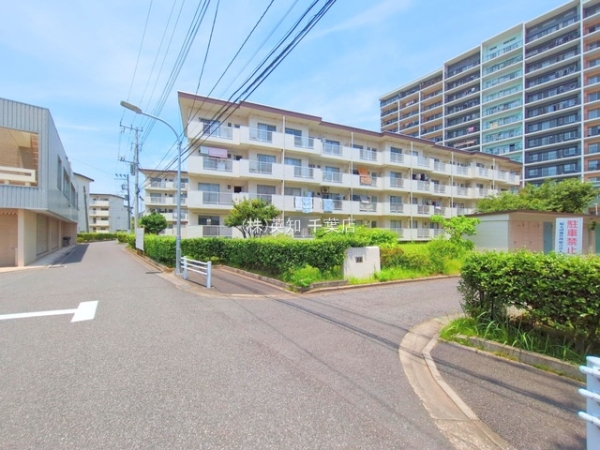 稲毛団地23号棟