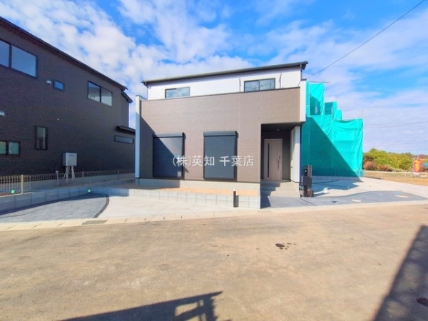 四街道市内黒田の新築一戸建