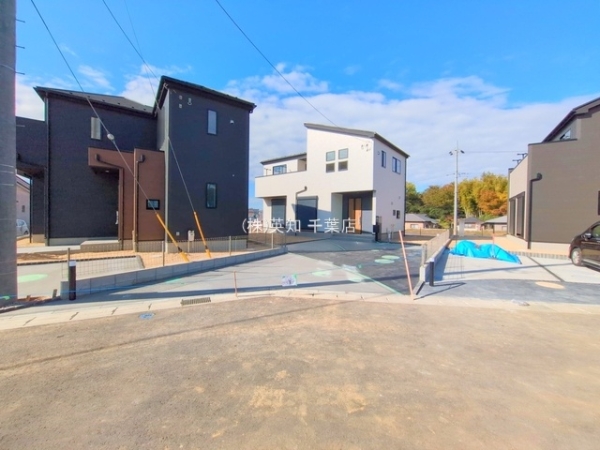 四街道市内黒田の新築一戸建