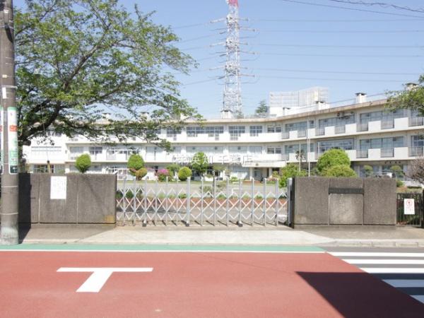 四街道市旭ケ丘１丁目の土地(四街道市立山梨小学校)