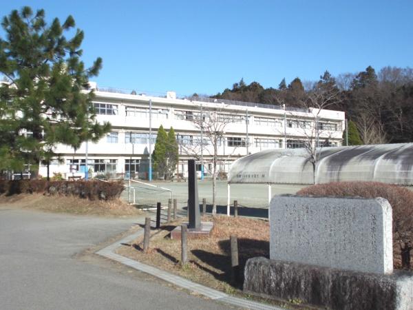 四街道市旭ケ丘５丁目の中古一戸建て(四街道市立旭中学校)