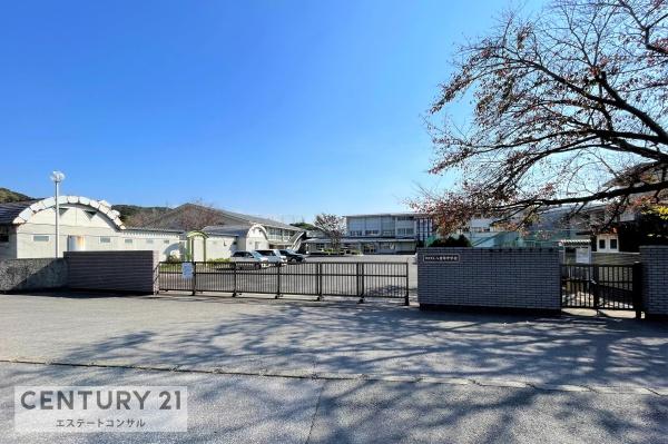 君津市外箕輪4丁目 新築一戸建て 1期 1号棟(君津市立八重原中学校)