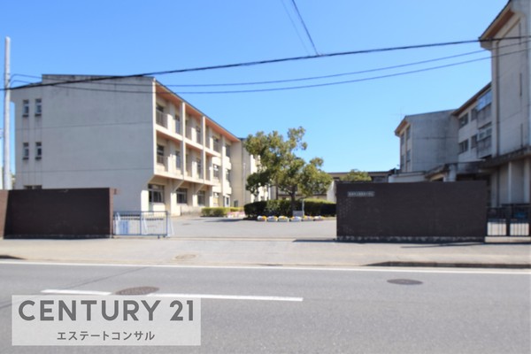 君津市人見　新築一戸建て　3期　1号棟(君津市立周西南中学校)