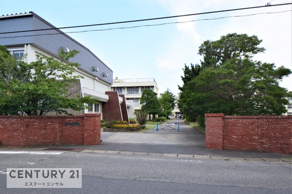 木更津市高柳　新築一戸建て　第1期　22号棟(木更津市立岩根中学校)