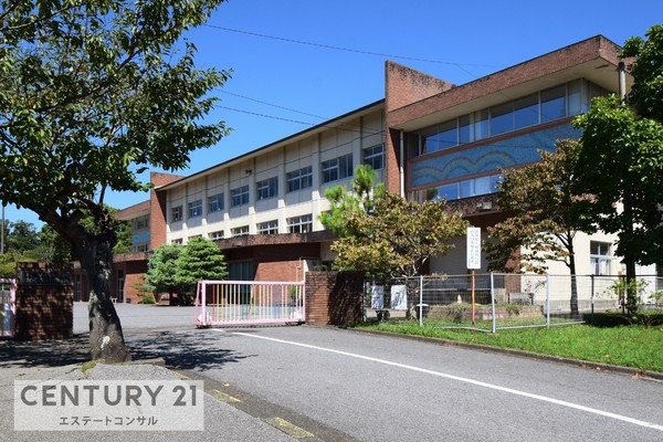 君津市北子安6丁目　新築一戸建て　2期　2号棟(君津市立北子安小学校)