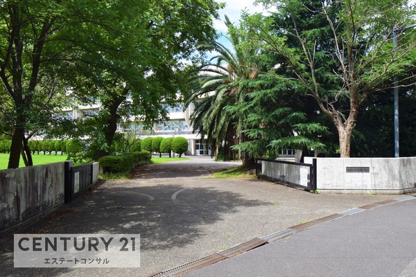 君津市人見　新築一戸建て　5期　1号棟(君津市立周西中学校)