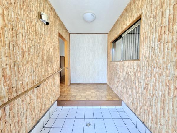 箕面市箕面８丁目の中古一戸建て