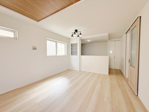 箕面市牧落２丁目の新築一戸建