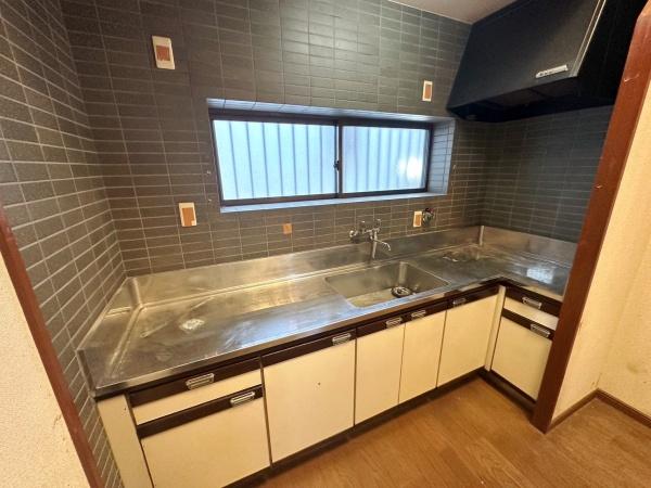 箕面市箕面２丁目の中古一戸建て