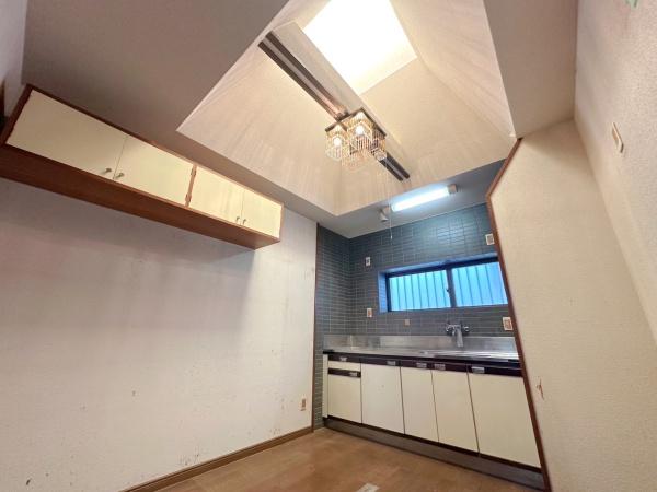 箕面市箕面２丁目の中古一戸建て