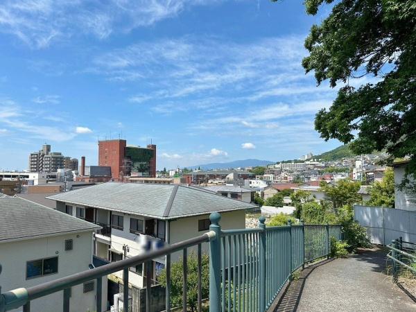 箕面市箕面２丁目の中古一戸建て