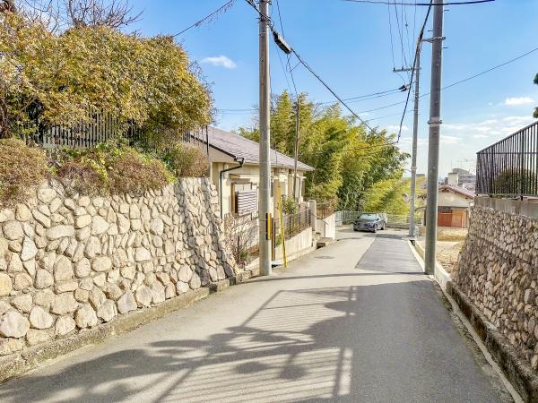 箕面市箕面２丁目の中古一戸建て