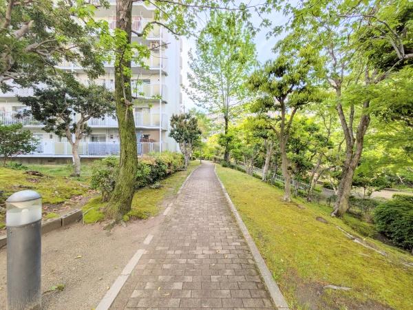 箕面粟生第四住宅5号棟