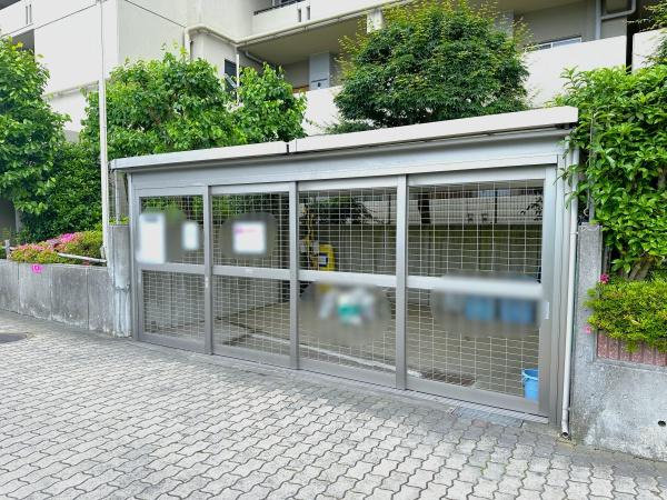 サンロイヤル箕面コスモ1号館