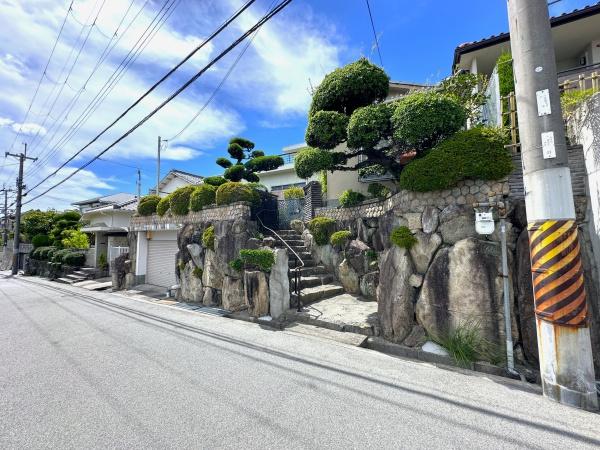箕面市箕面８丁目の土地