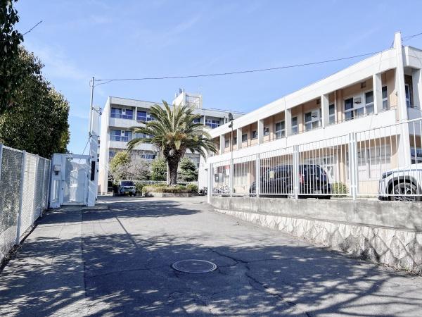 箕面市瀬川4丁目の新築一戸建(箕面市立西南小学校)