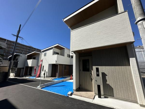 箕面市瀬川４丁目の新築一戸建