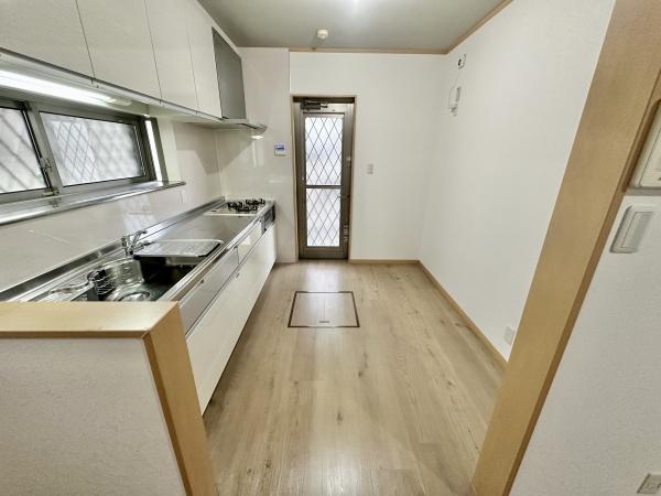 箕面市坊島５丁目の中古一戸建て