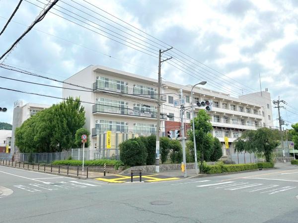 ドムール千里(箕面市立中小学校)