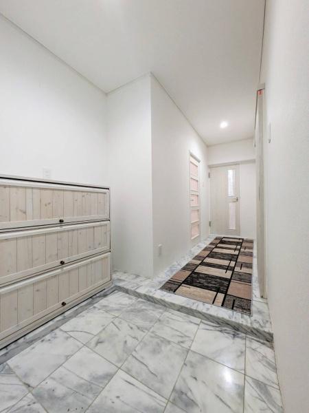 ドムール千里(玄関)