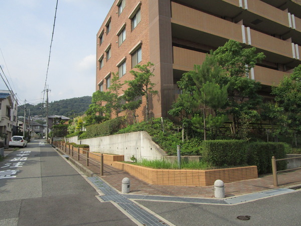 ブリリア箕面さくら並木通り