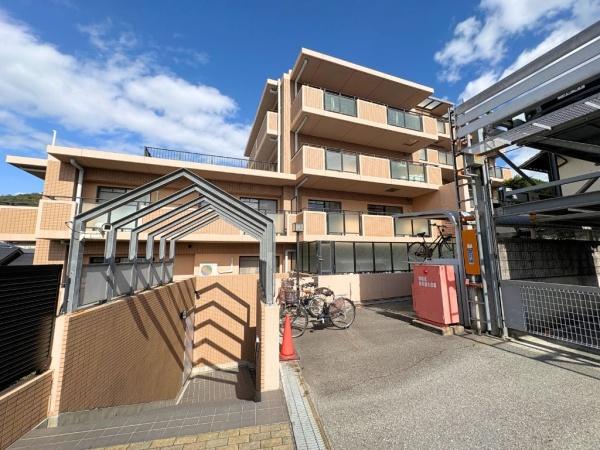 アービング池田五月丘