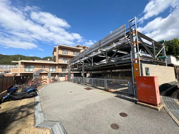 アービング池田五月丘