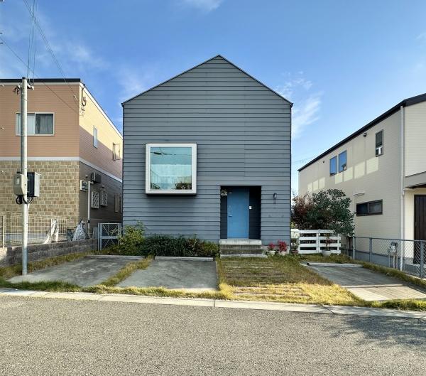 箕面市森町中３丁目の中古一戸建