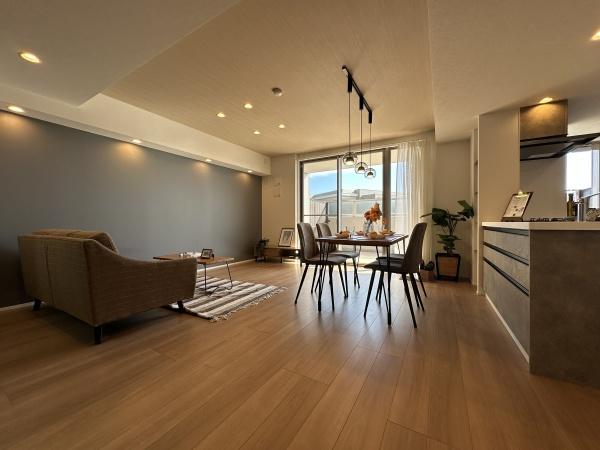 ネバーランドシエル箕面　N棟