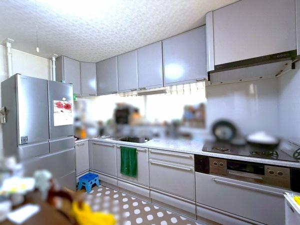 箕面市坊島４丁目の中古一戸建て