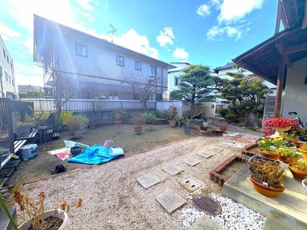 箕面市坊島４丁目の中古一戸建て
