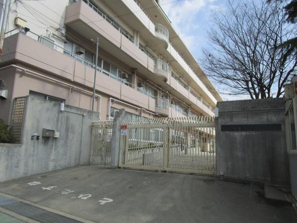 ブリリア箕面さくら並木通り(箕面市立北小学校)