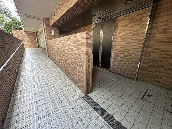 ブリリア箕面さくら並木通り