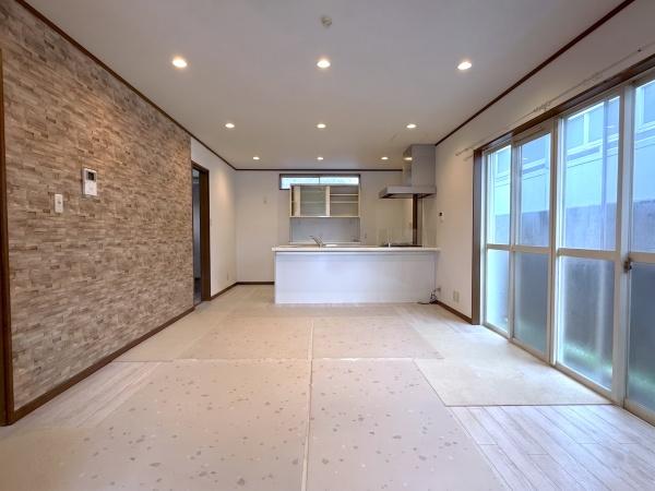 箕面市新稲１丁目の中古一戸建て