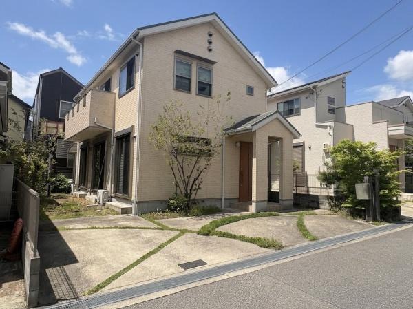 箕面市新稲６丁目の中古一戸建