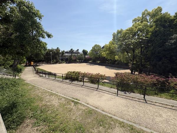 箕面市桜ケ丘４丁目の土地