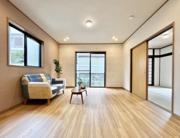 箕面市西小路３丁目の中古一戸建